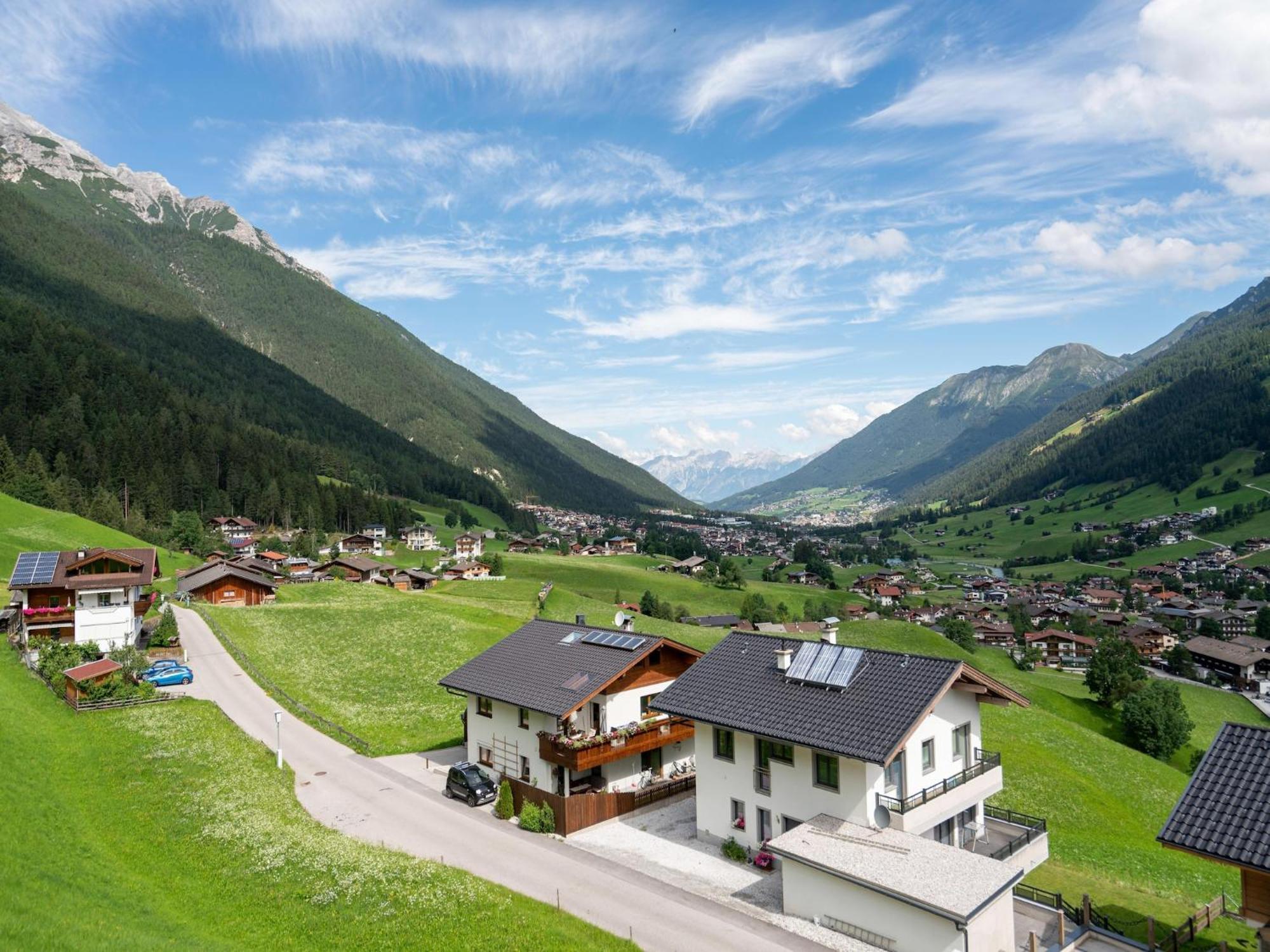 Comfortable Flat In Neustift With Balcony Appartement *